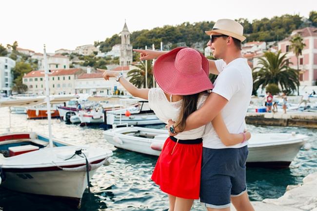 Young couple love traveling romantic honeymoon